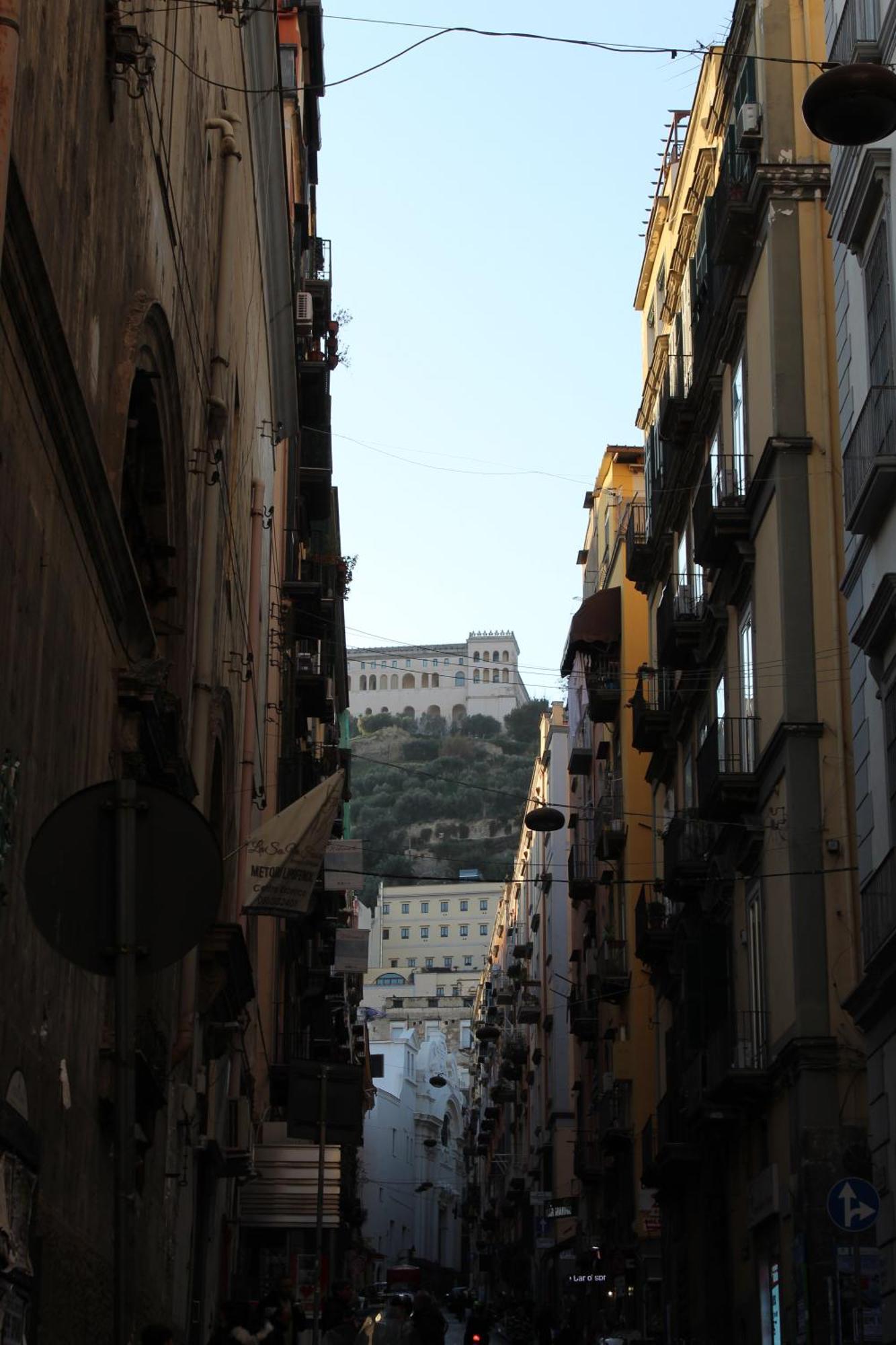 Blackwoody Contemporary Rooms - Napoli Centro Storico Via Toledo Eksteriør bilde